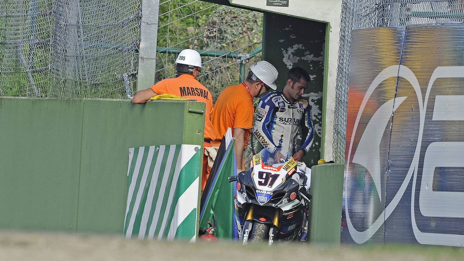 Haslam, Retired after engine blow up, Imola WSBK Race 2 2010