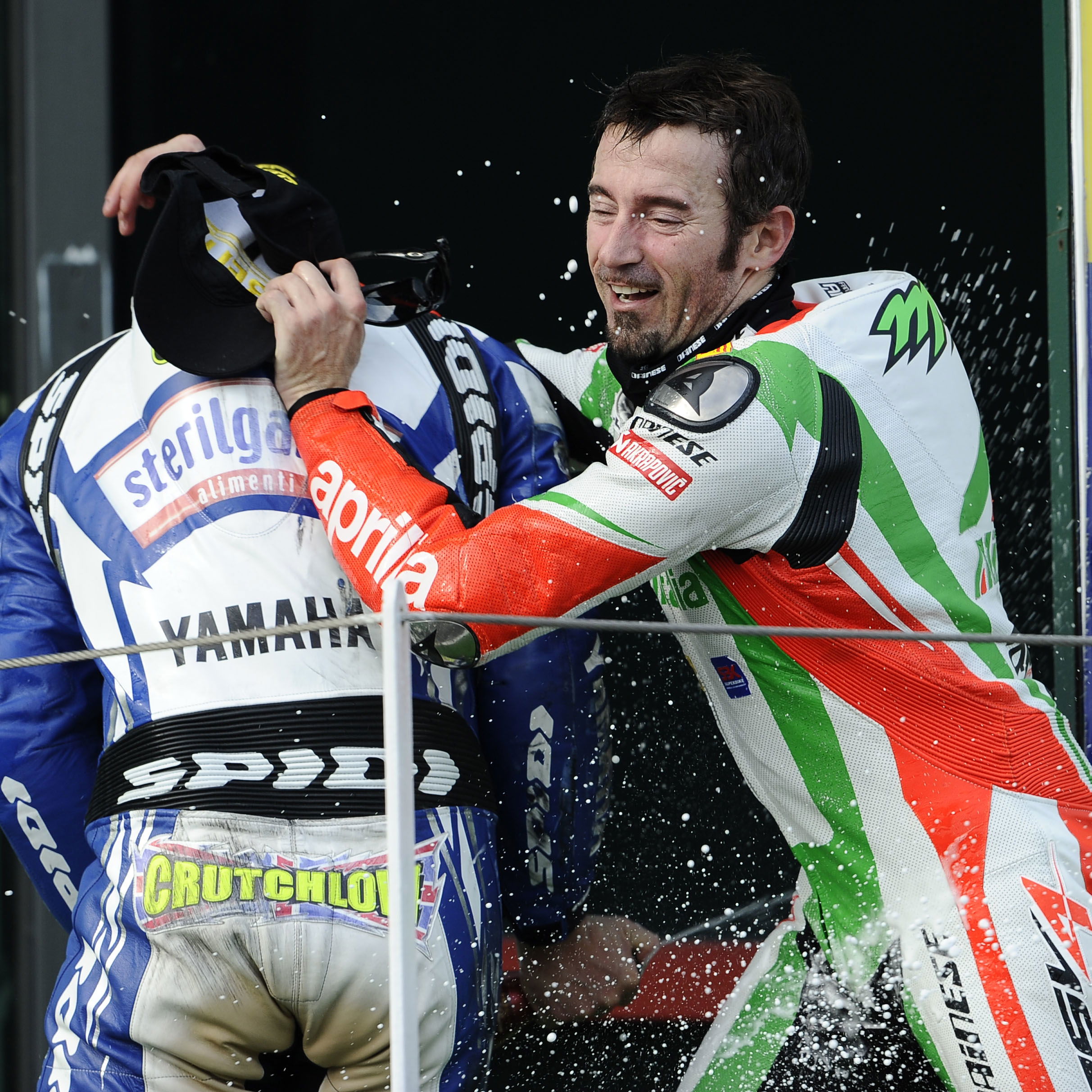 Crutchlow, Biaggi, argument, French WSBK Race 2 2010
