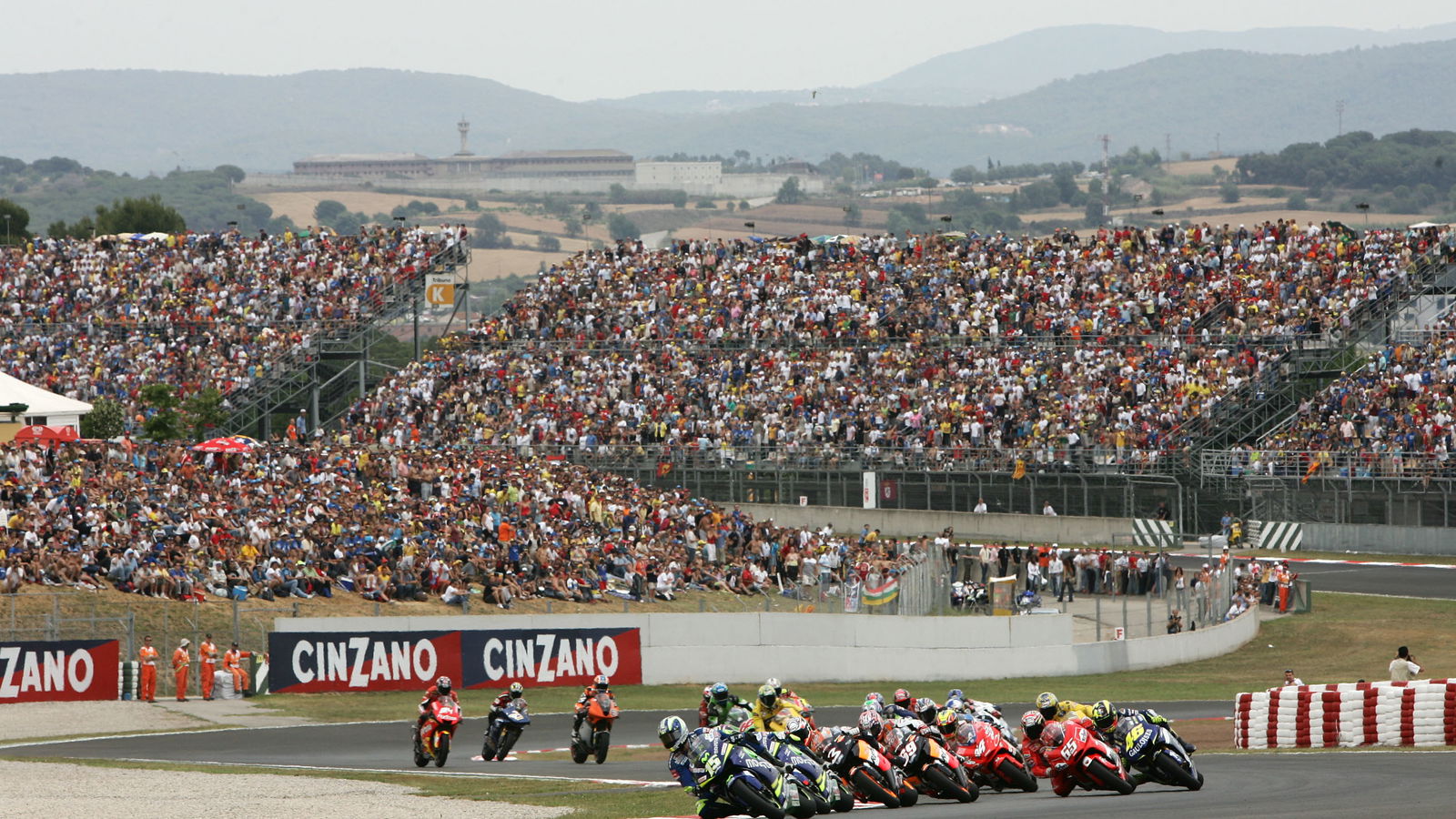Start, Catalunya MotoGP Race 2005