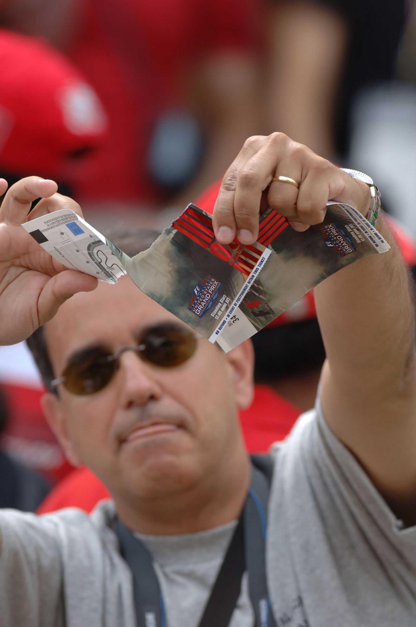 F1 fans show their anger after the Michelin teams withdrew from the United States Grand Prix