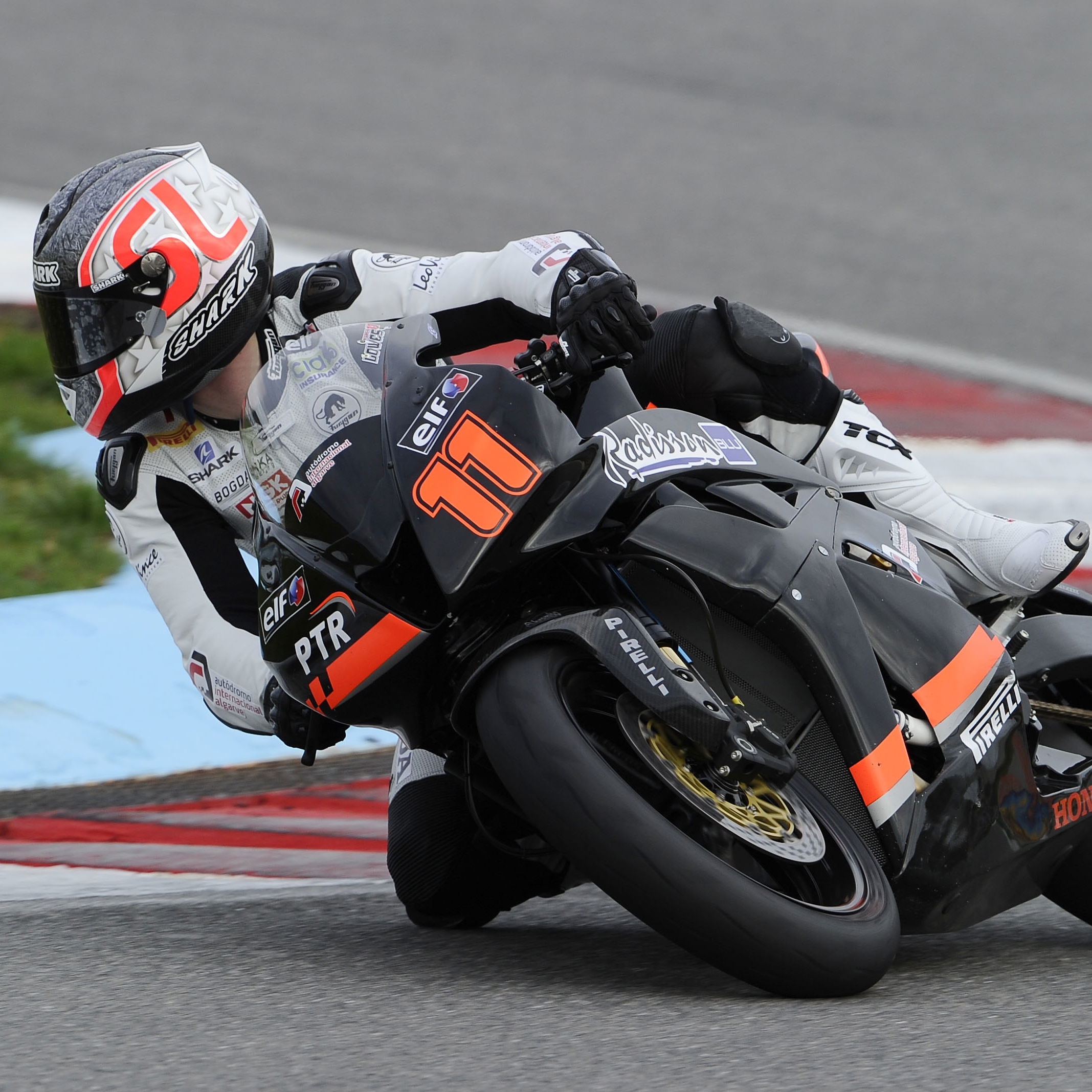 Sam Lowes, Portuguese January WSS Test 2011