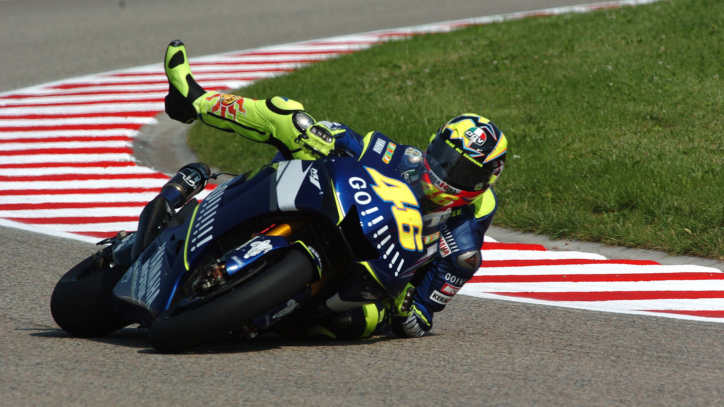 Rossi crash, German MotoGP, 2005