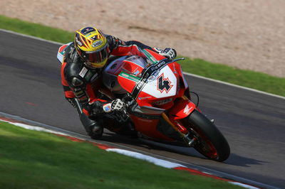 Linfoot gets redemption with Oulton Park victory