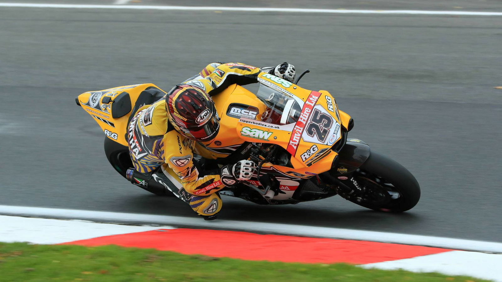 Brookes wins season finale, Byrne takes BSB title as Haslam falls