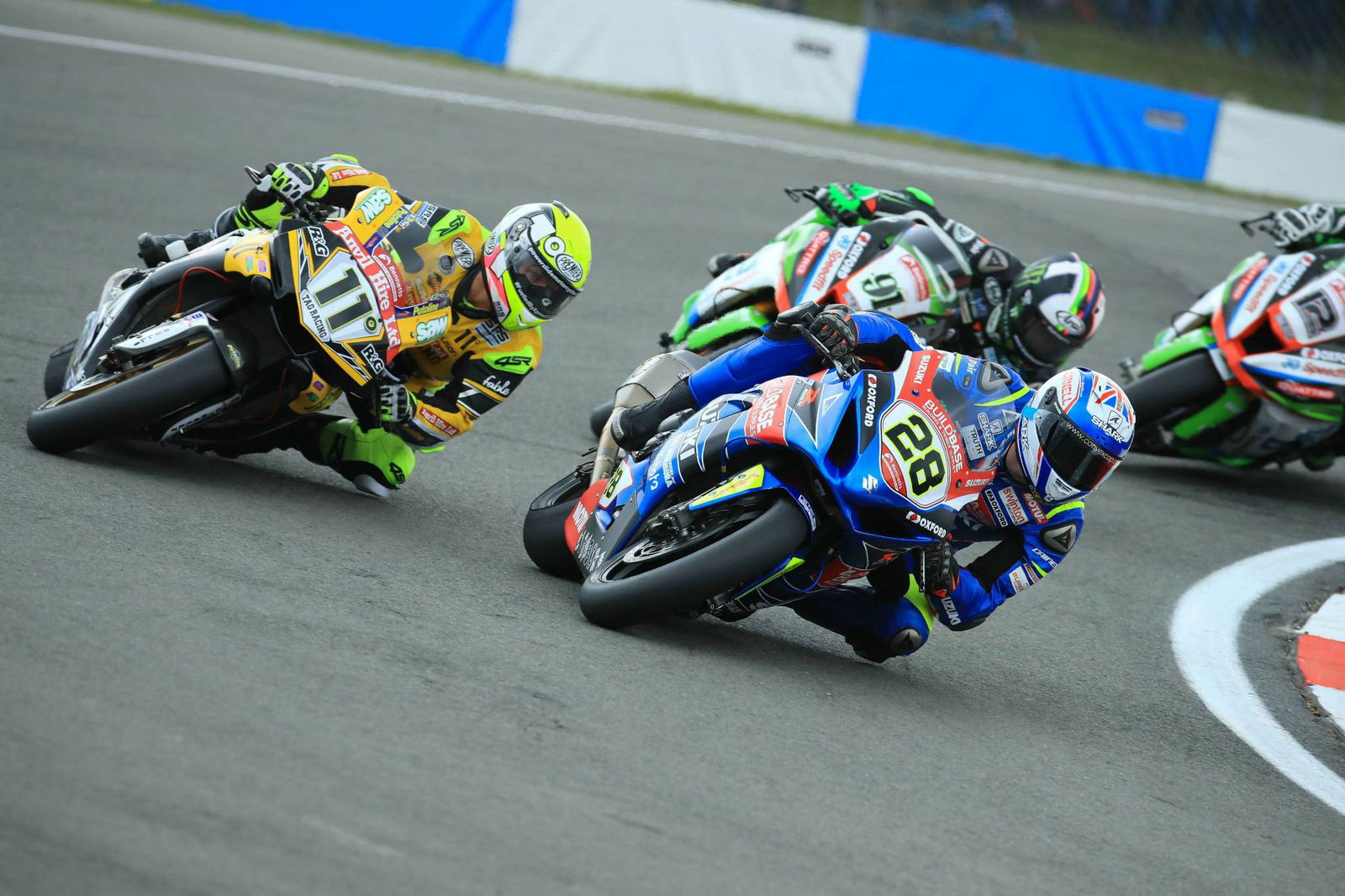 Ray storms to maiden BSB win at 2018 opener