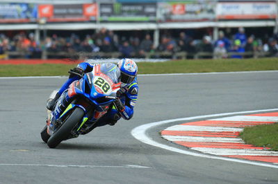 Ray reigns for Donington Park double