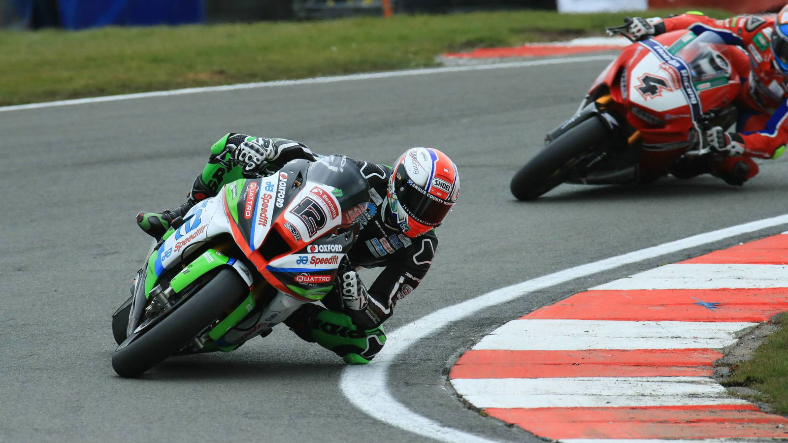 Mossey leads Dixon heading ahead of qualifying
