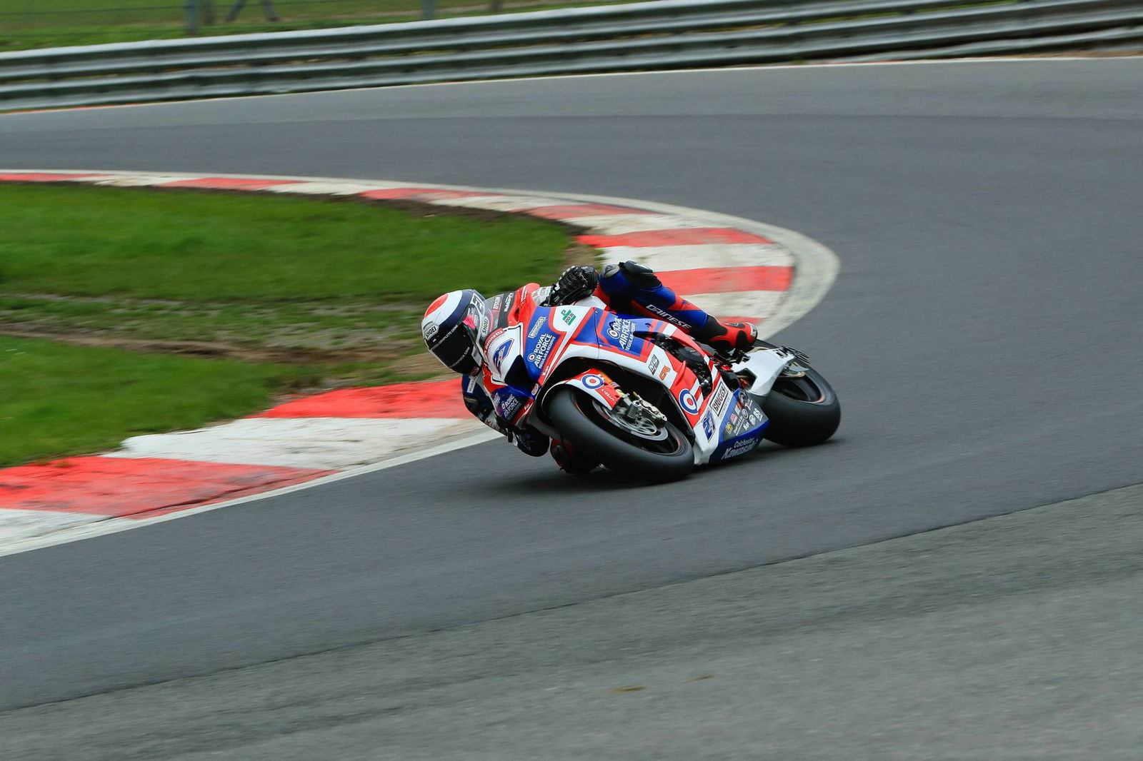 Mackenzie, Moto Rapido Ducati split