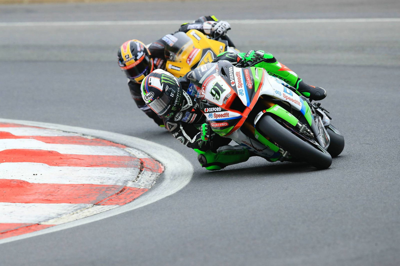 Mossey tops opening session as Byrne crashes out