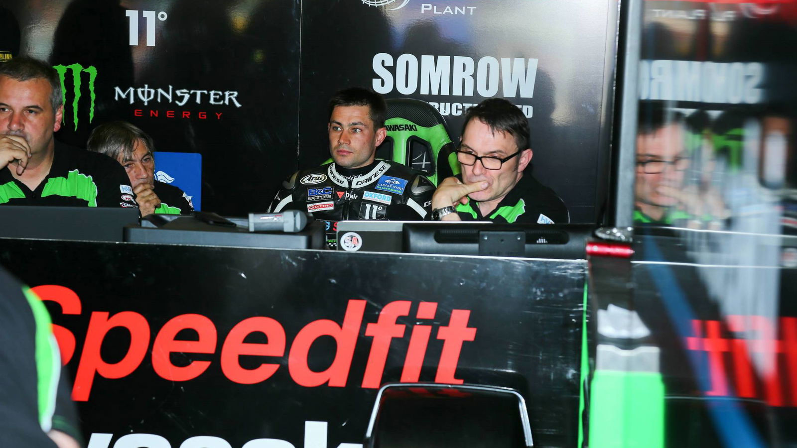 Haslam leads Mossey in second session
