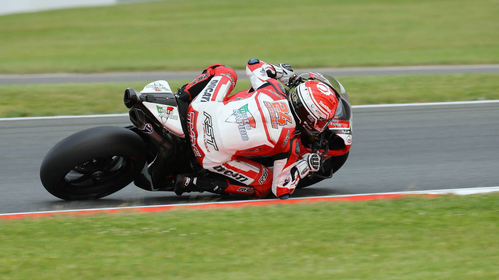 Mackenzie, Moto Rapido Ducati split