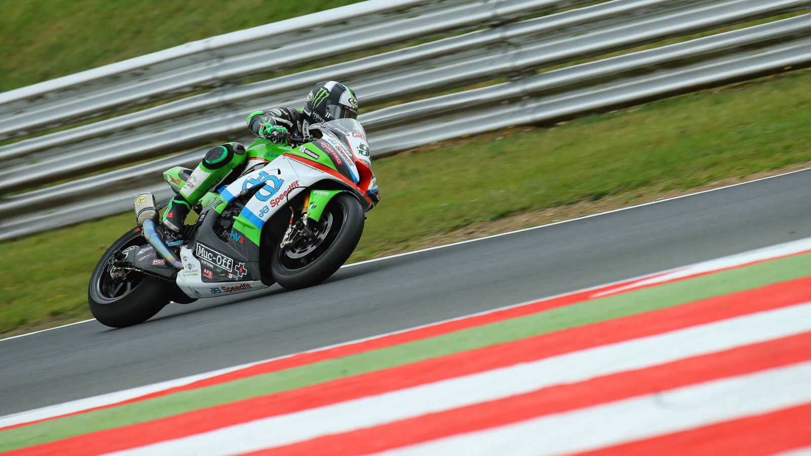Haslam ends Dixon’s winning run at Knockhill