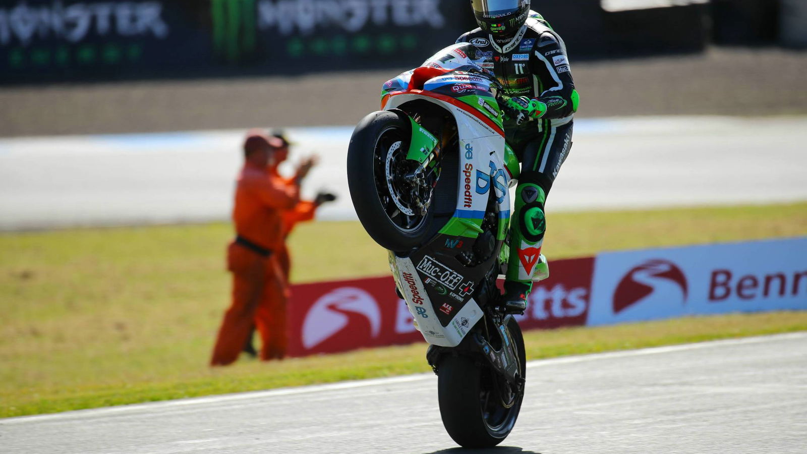 Back-shift gear issue denies Haslam double