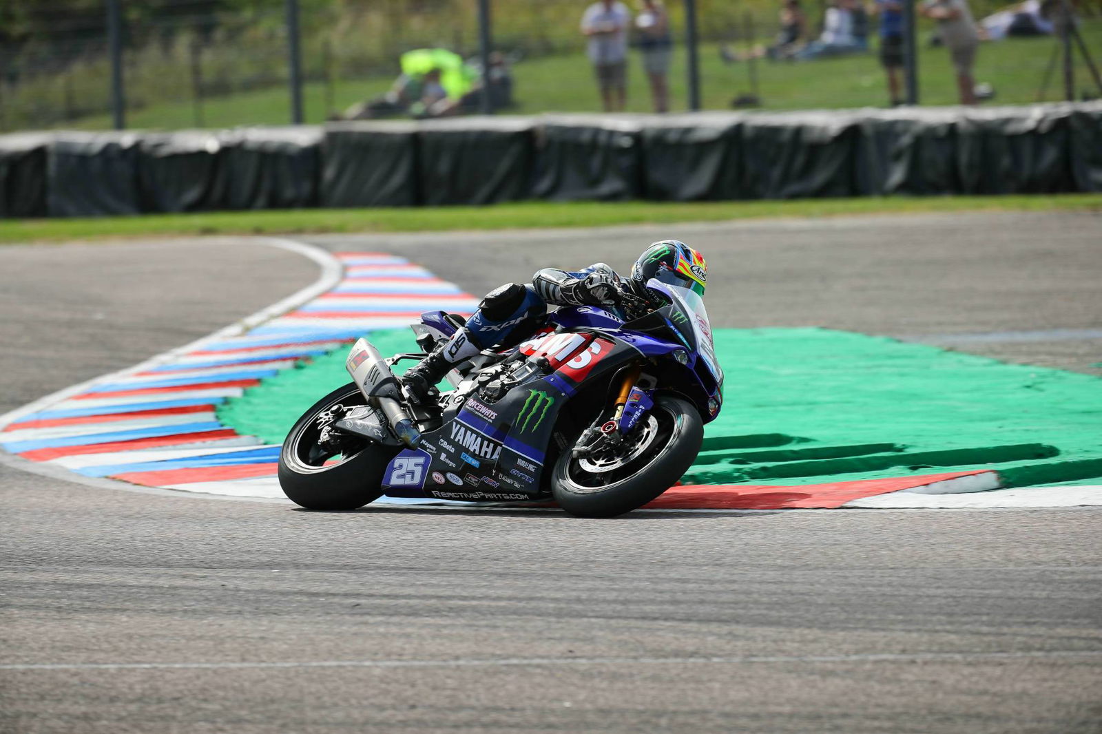 Hospital bed to double rostrum for heroic Hickman