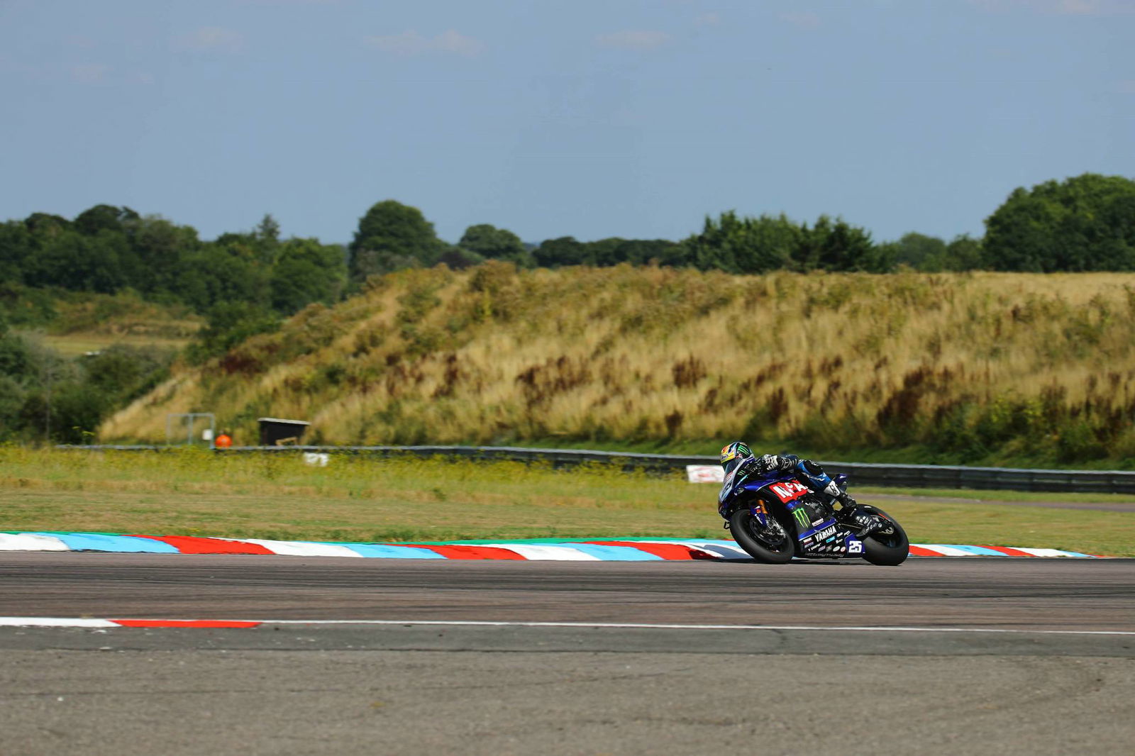 Brookes bolts clear for victory in Thruxton race two