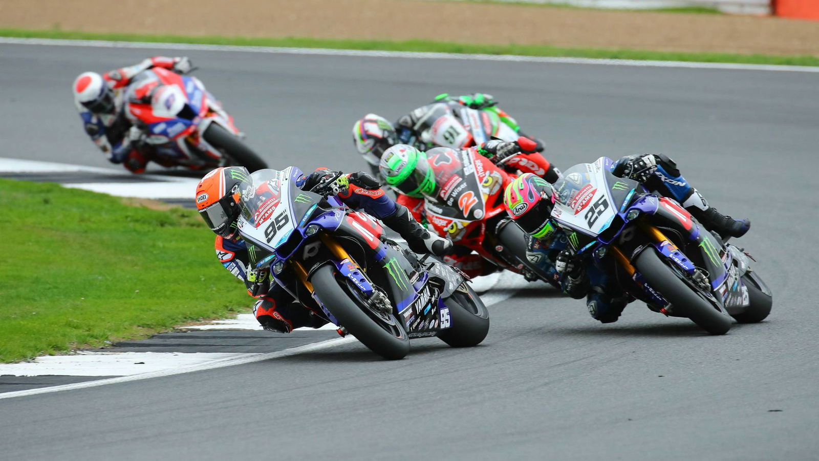 Mackenzie ‘gets stuck in’ for maiden BSB podium