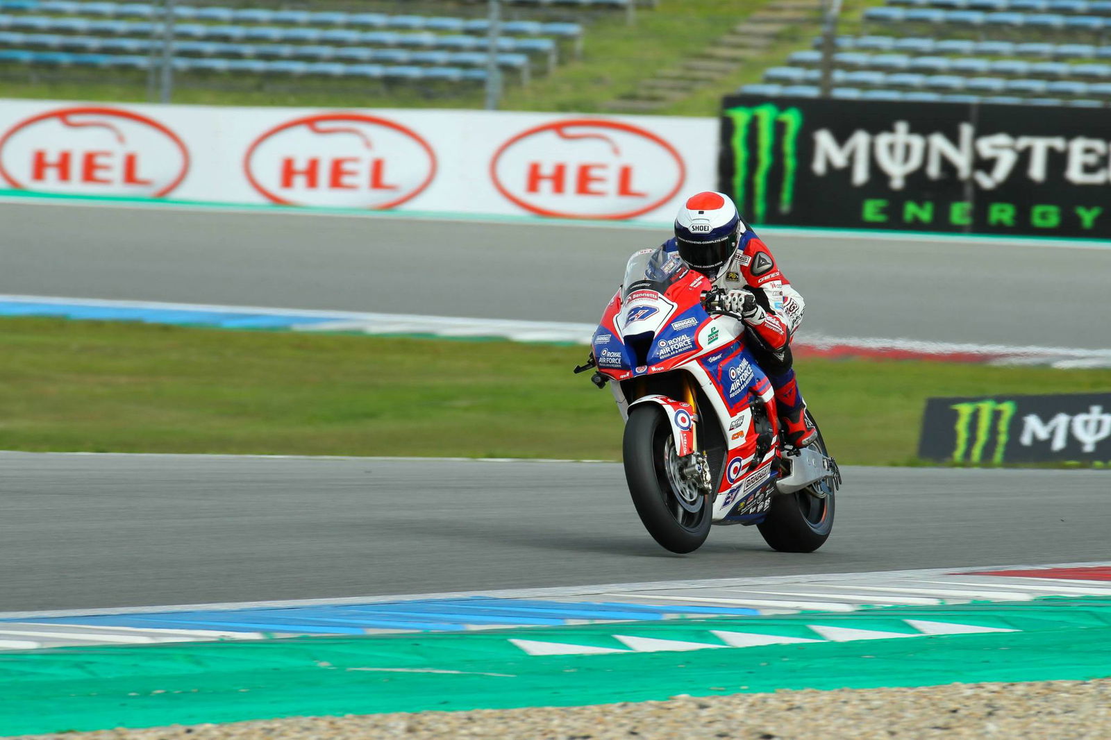 Haslam remains fastest, Bridewell triggers red flag