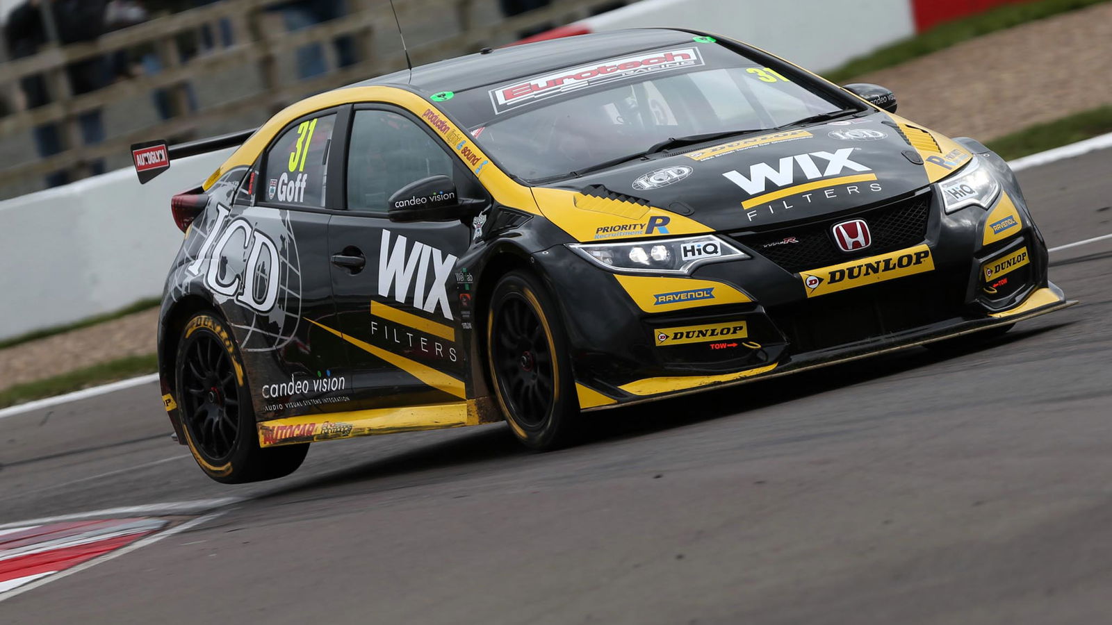 Goff claims first BTCC pole of 2018