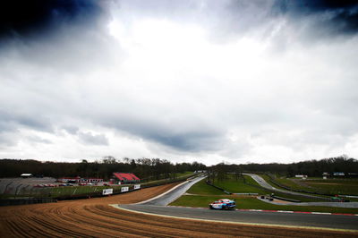 Ingram sets the pace in opening BTCC practice