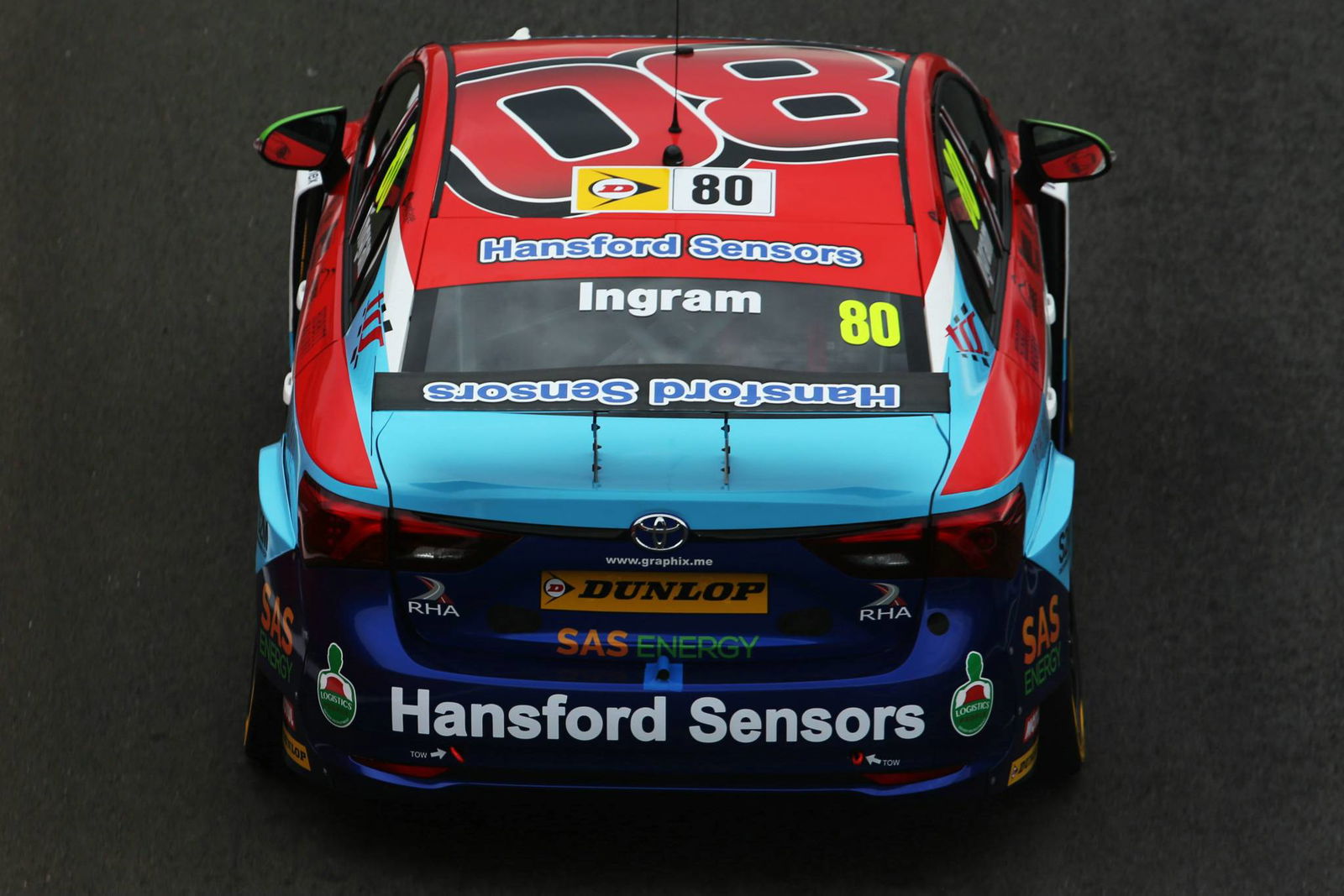Ingram charges from 11th to win reverse grid race