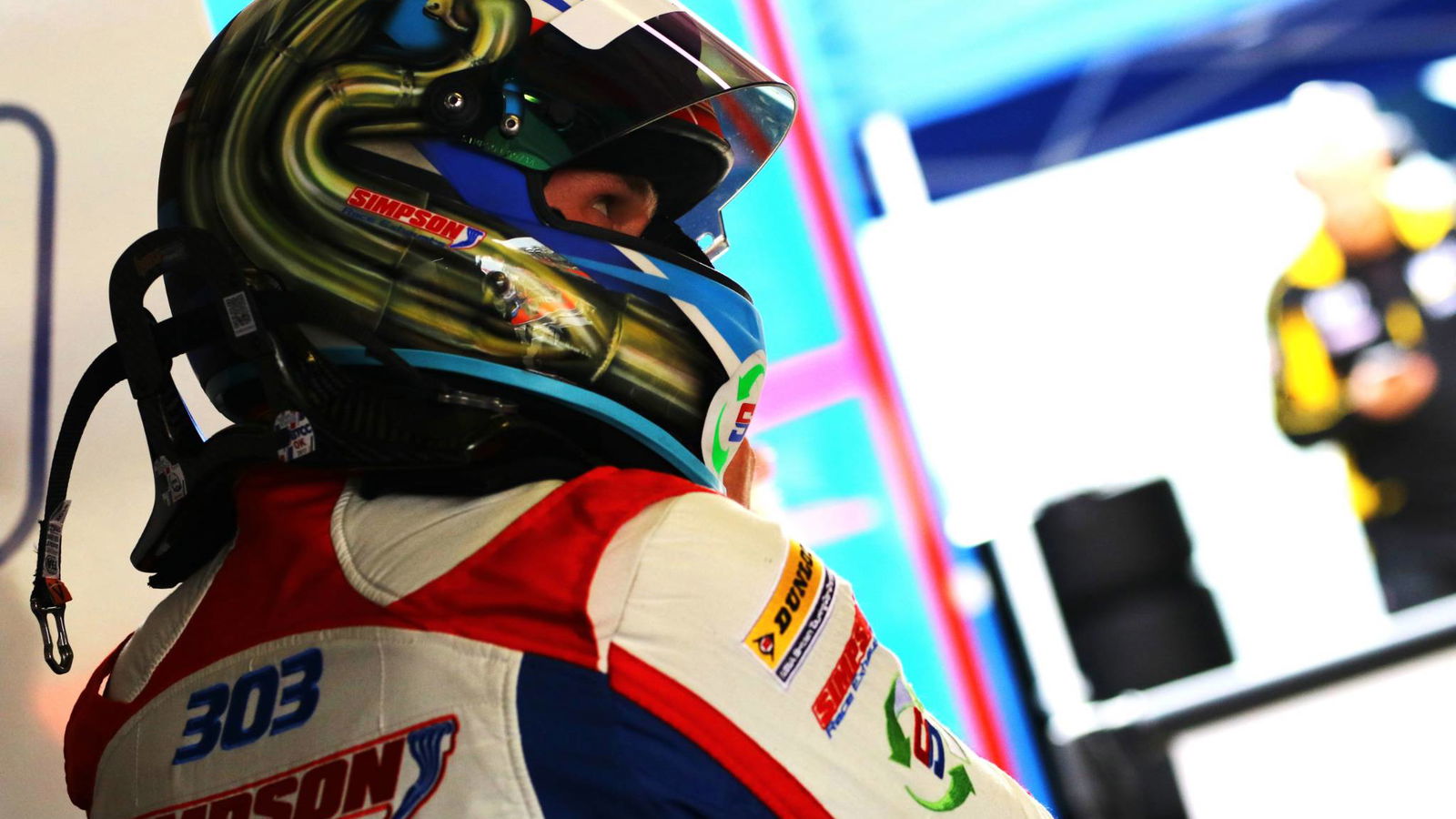 Simpson sets blistering pace in second practice