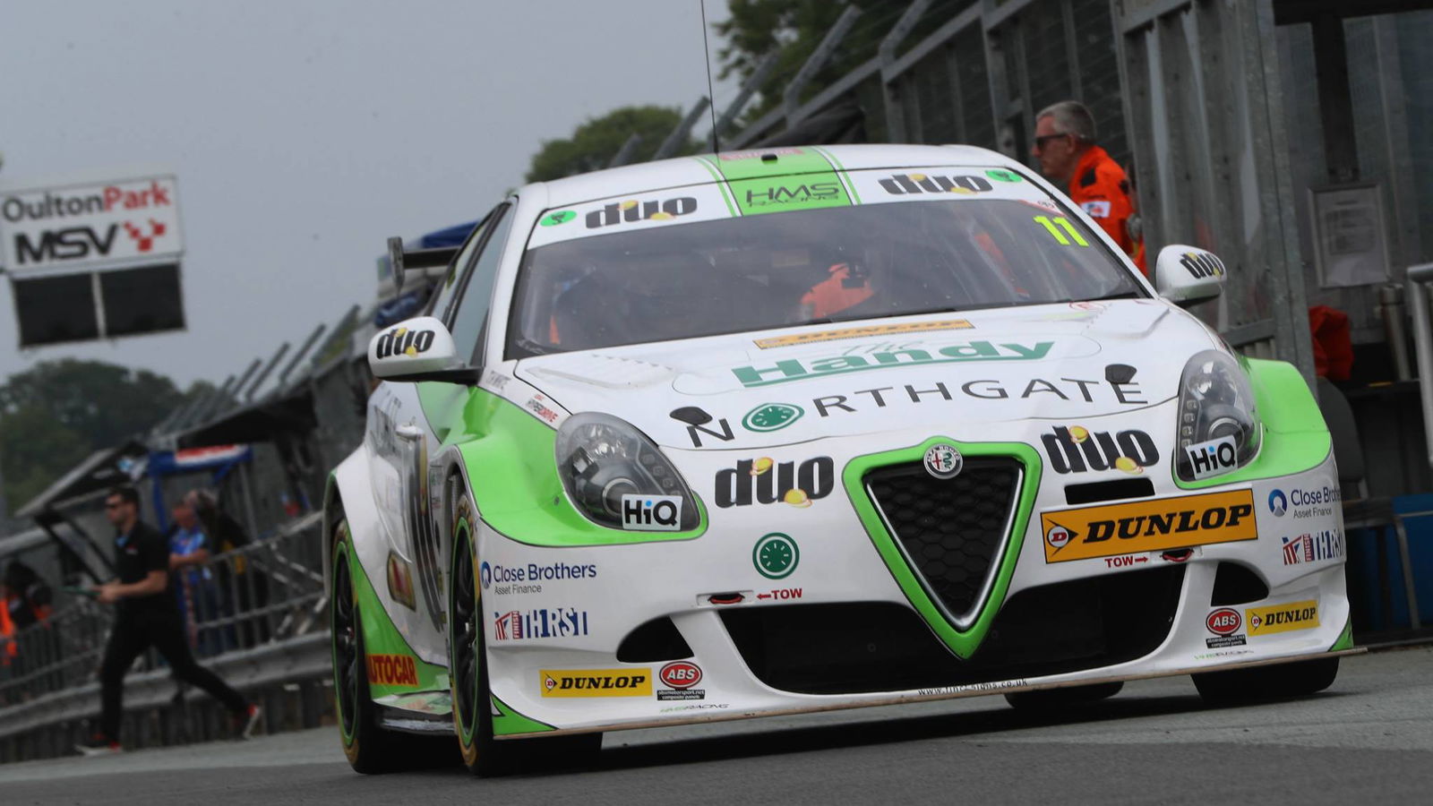 Austin aiming for top-ten progress at Oulton Park