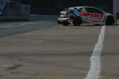 Simpson tops truncated opening Snetterton practice