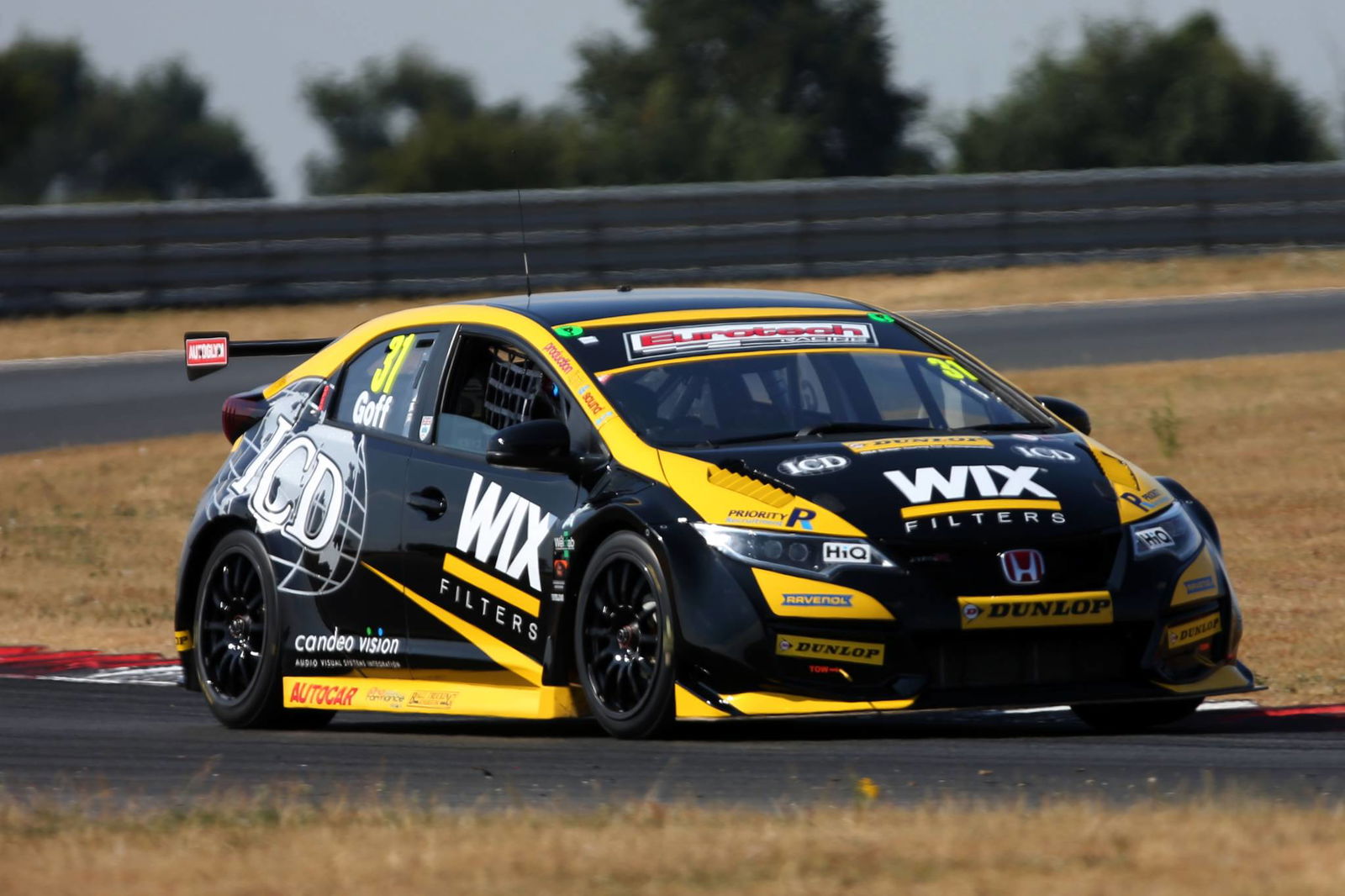Goff targets front row at Snetterton