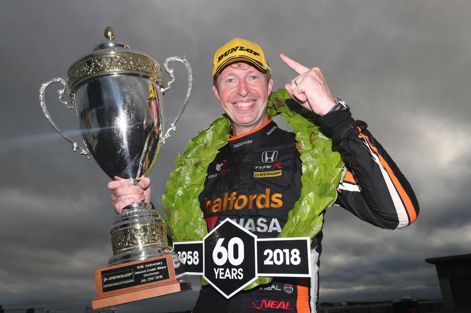 BTCC set for hybrid power after 2021 season
