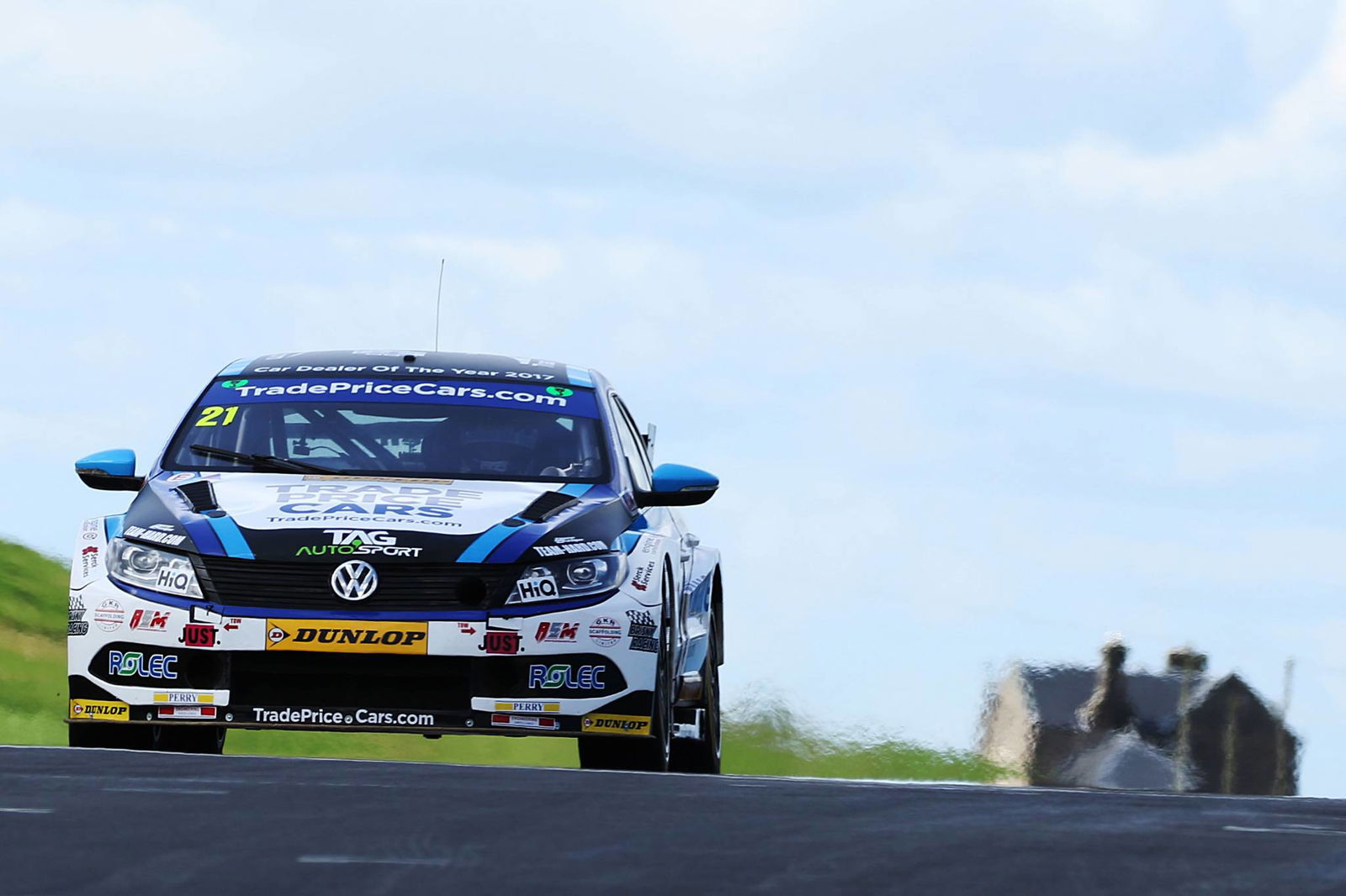 Bushell beats Jordan in second practice