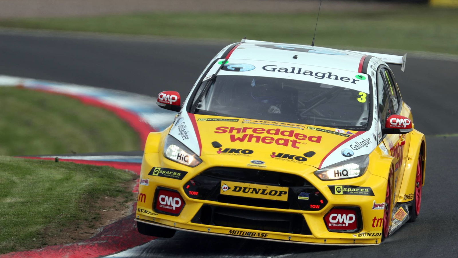Chilton takes first BTCC win since 2011