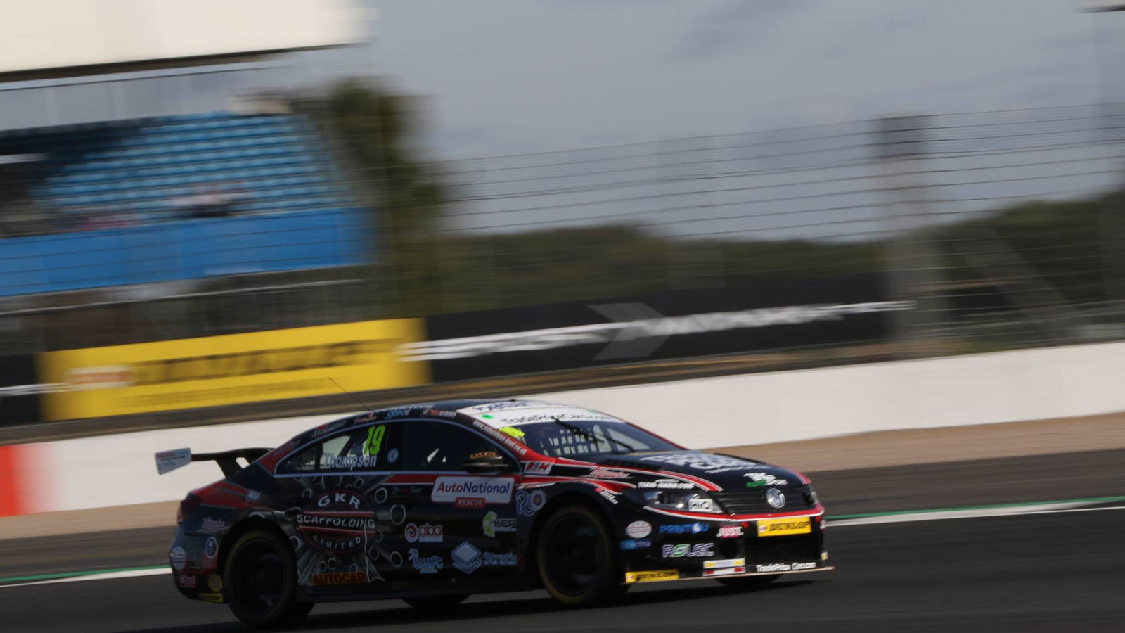Thompson to stay with Team HARD for 2019 BTCC