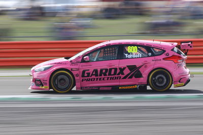 Tordoff beats Chilton for first BTCC win of 2018