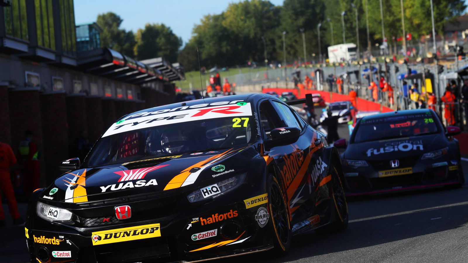 Cammish leads Honda 1-2 for maiden BTCC win