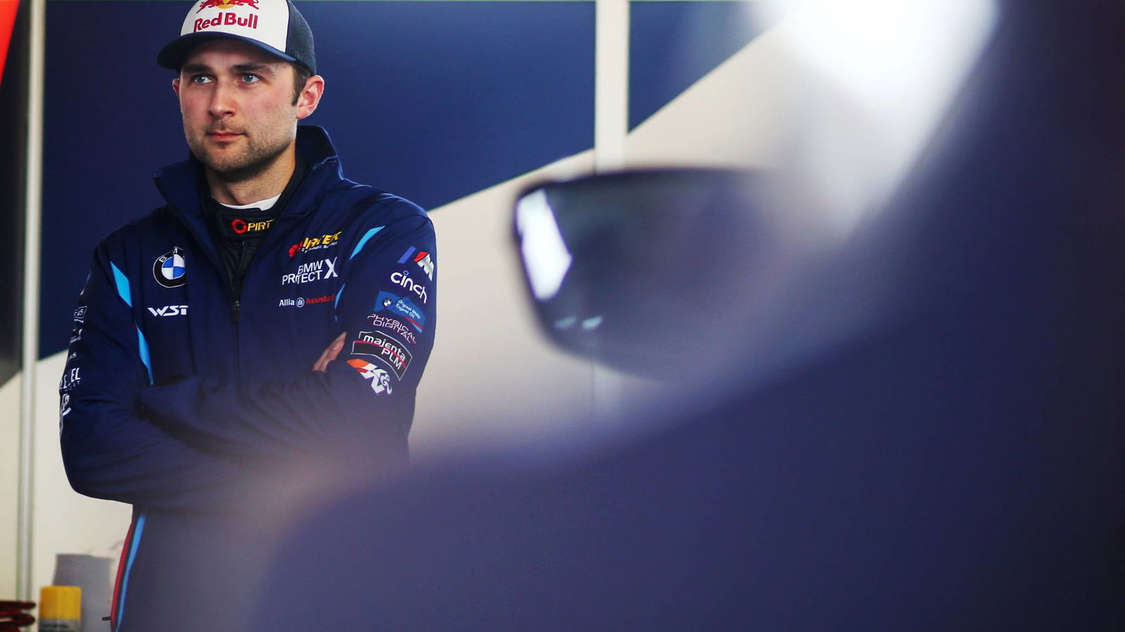 Jordan quickest in damp opening practice