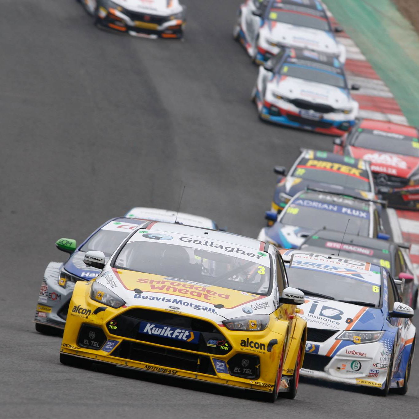 Neal, Thompson & Chilton win at Silverstone.