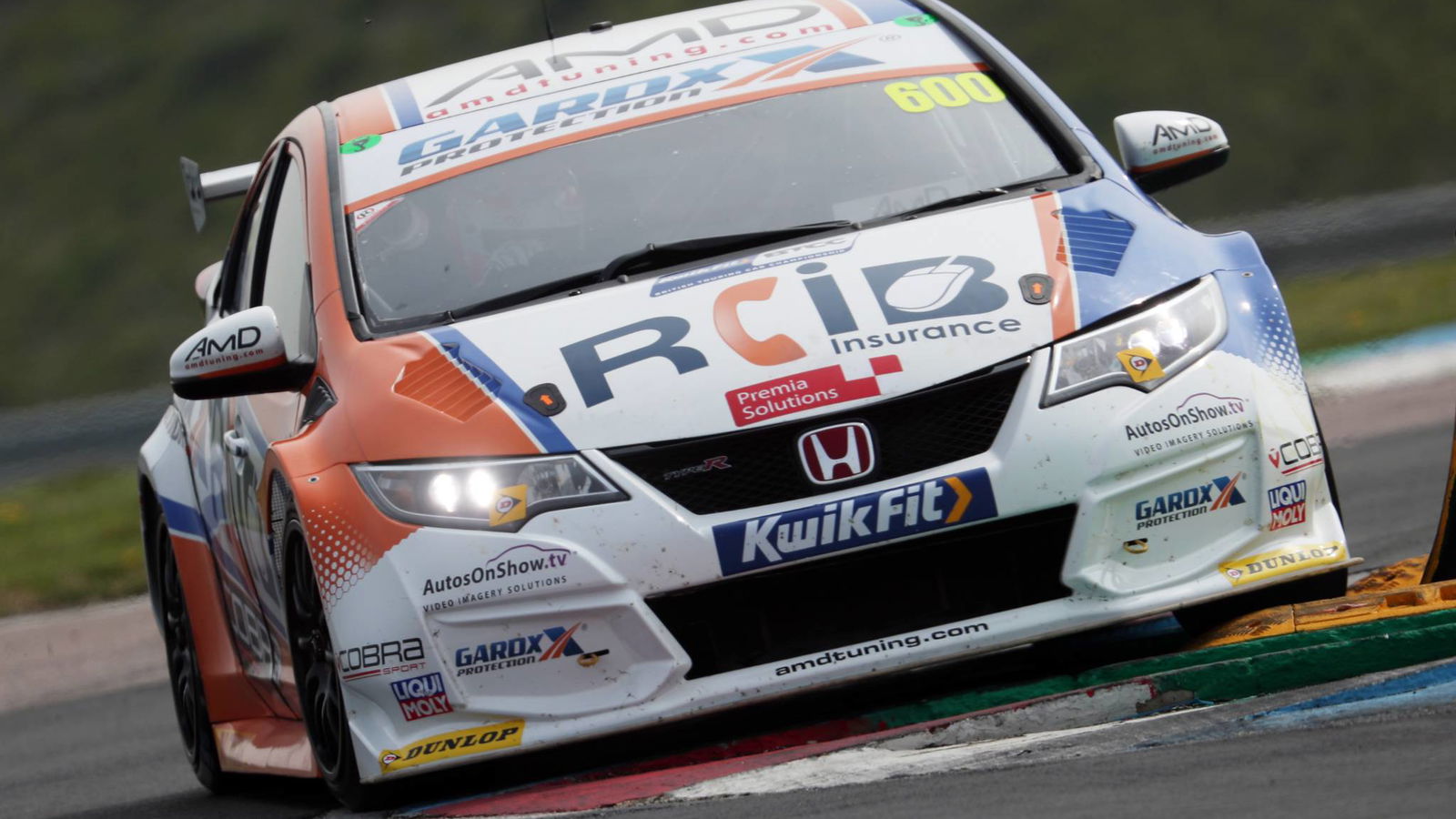 Tordoff clinches last gasp pole at Thruxton