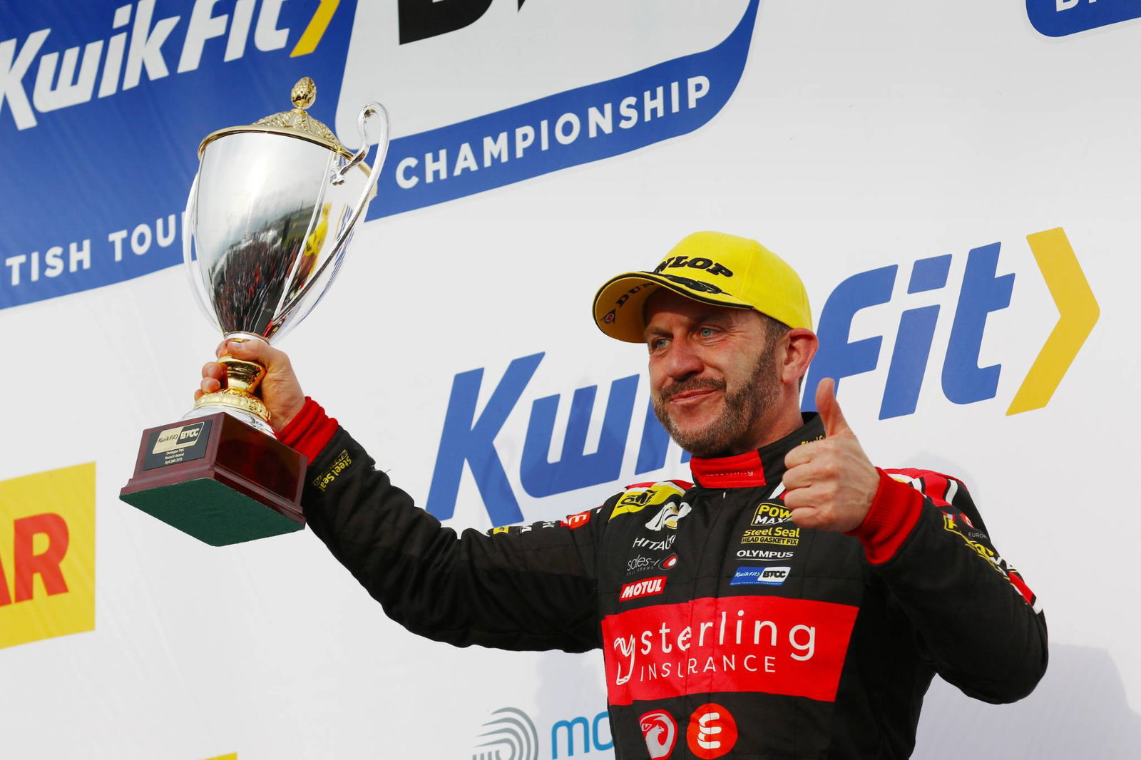 Sutton takes BTCC lead on 'bogey track'