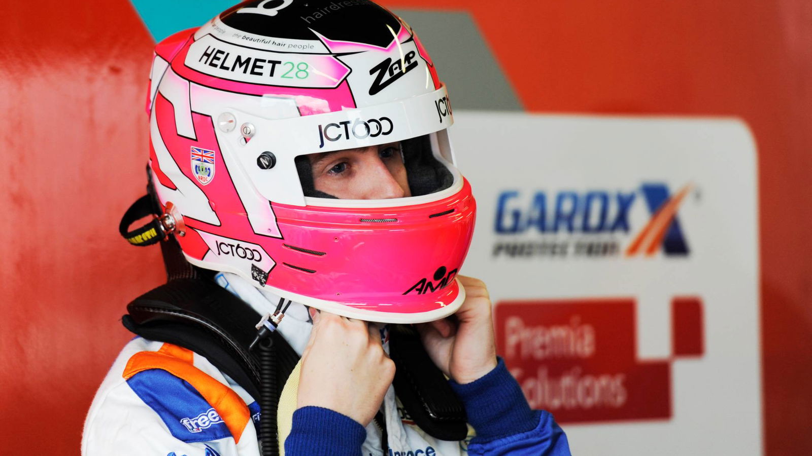 Tordoff edges Cammish in FP1 at Oulton Park