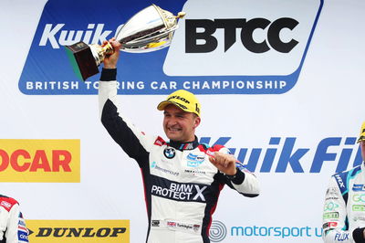 Sutton takes BTCC lead on 'bogey track'