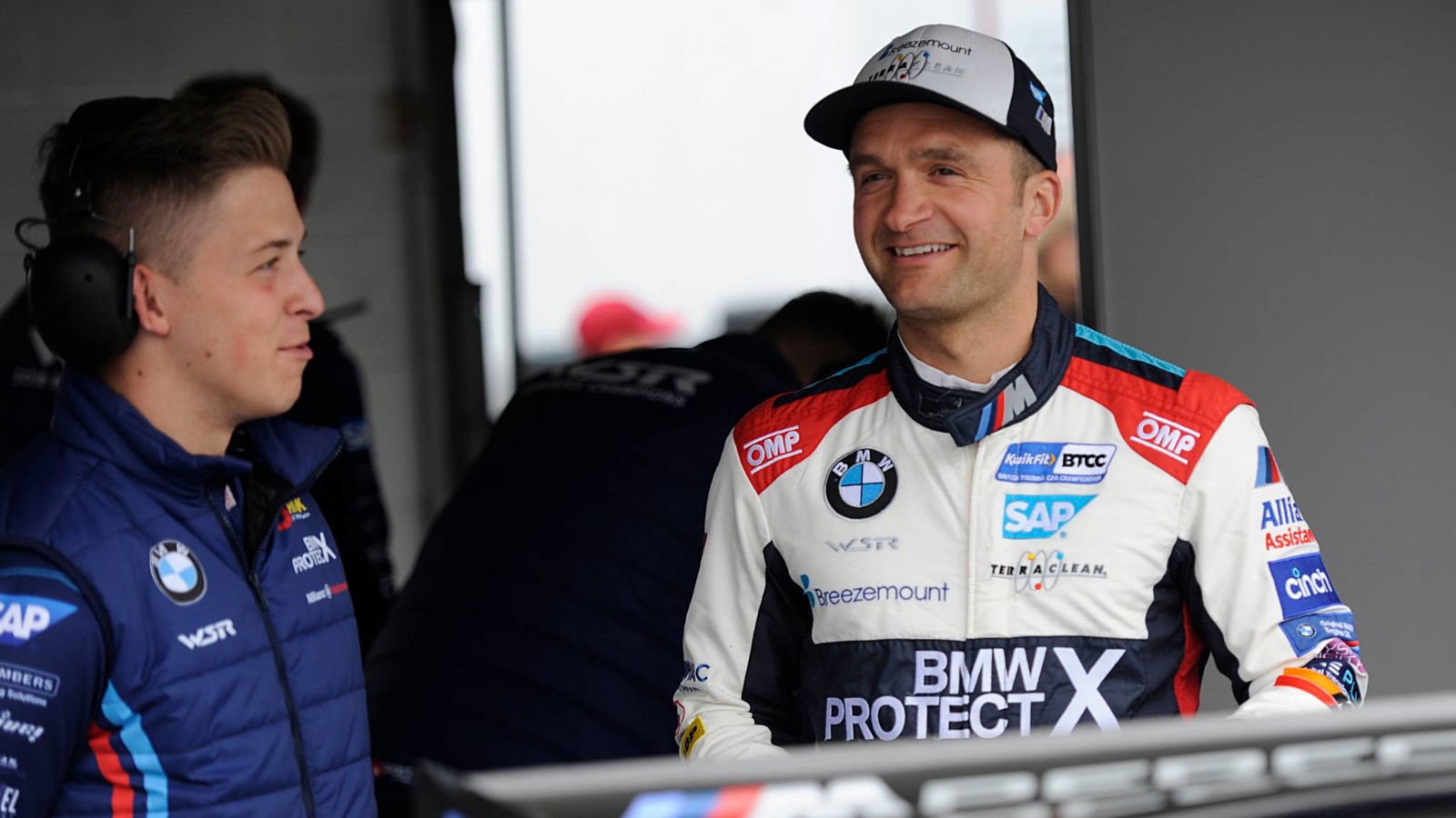 'Positive weekend' for joint-leader Turkington