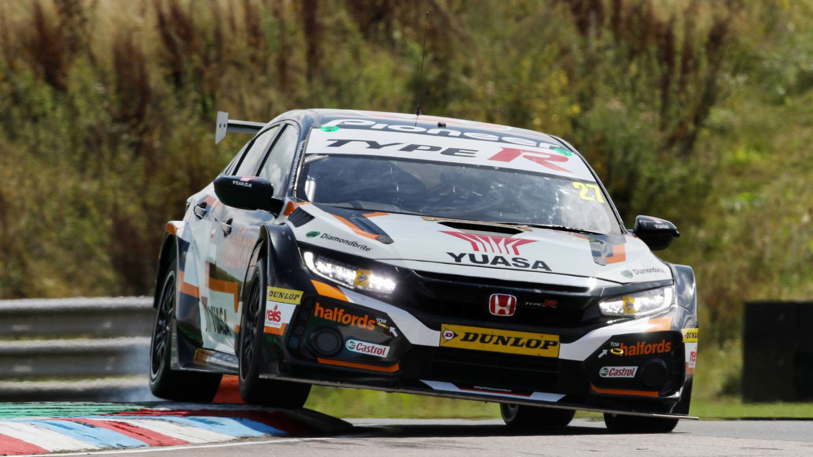 Cammish wins race three thriller 