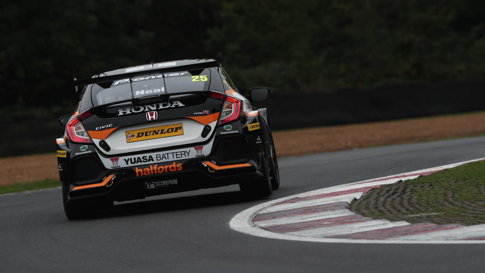 Neal penalised for Turkington contact 