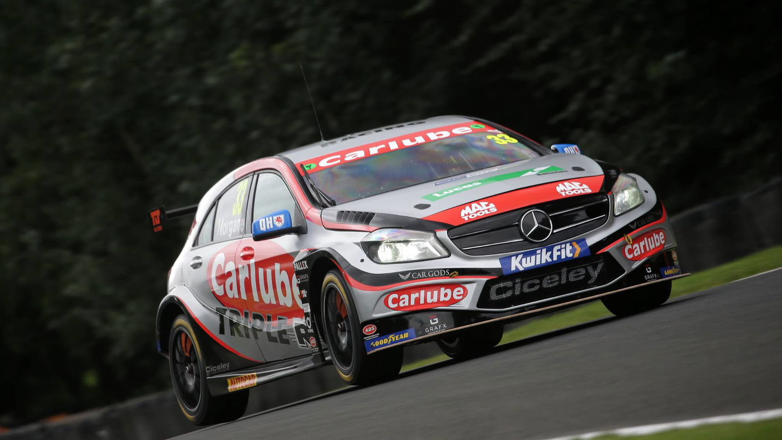 Morgan takes first BTCC win since 2018