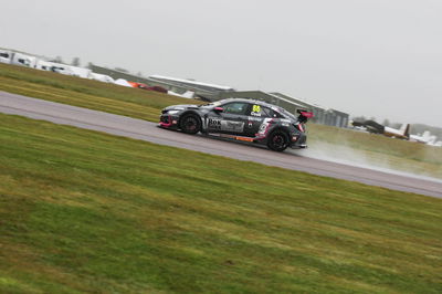 iJosh Cook (GBR) - BTC Racing Honda Civic Type R 