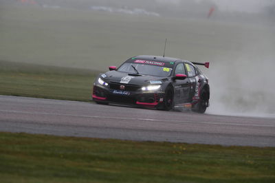 iJosh Cook (GBR) - BTC Racing Honda Civic Type R 