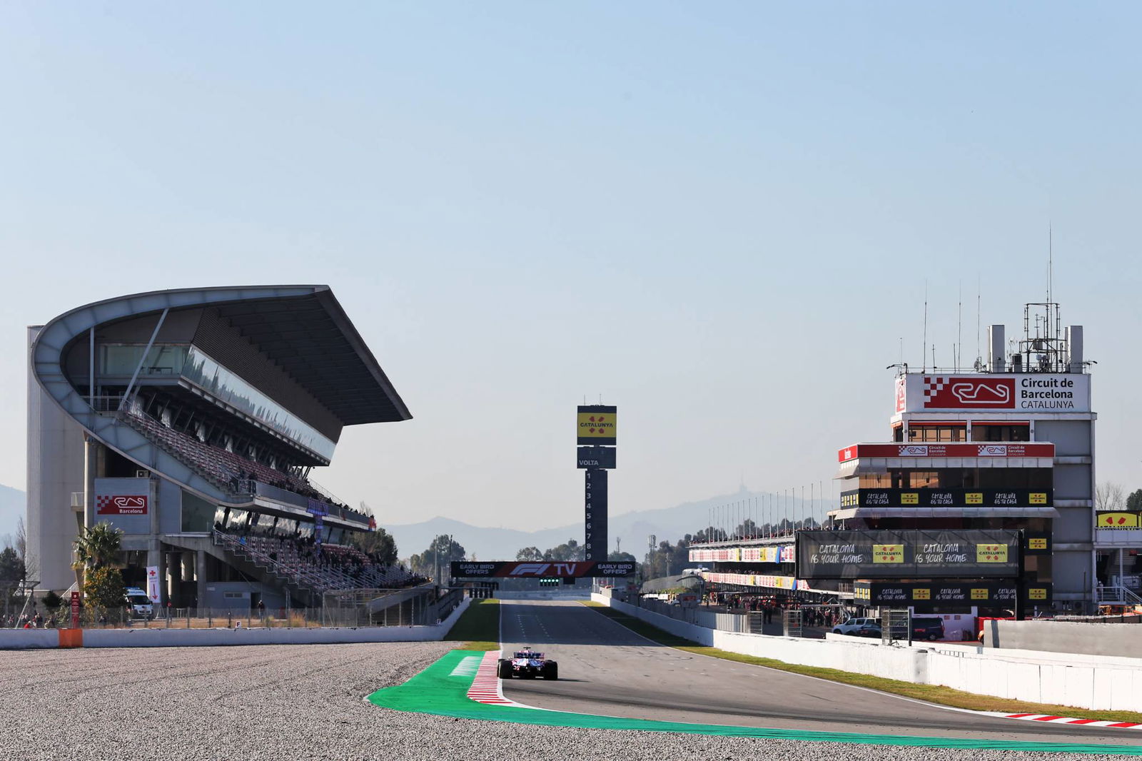Bottas memimpin pagi pembukaan tes pramusim F1