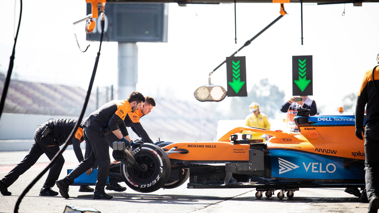 Barcelona F1 Test 1 Day 3 - Friday 3pm