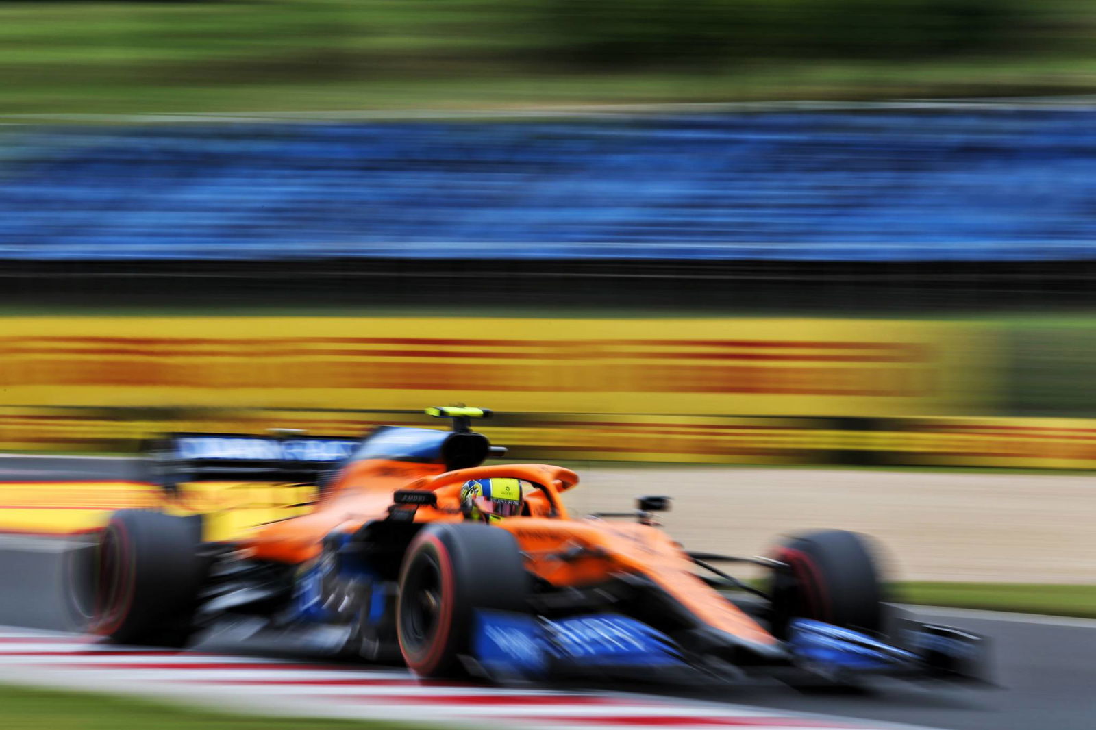 Hamilton menduduki pole position ke-90 di GP Hungaria