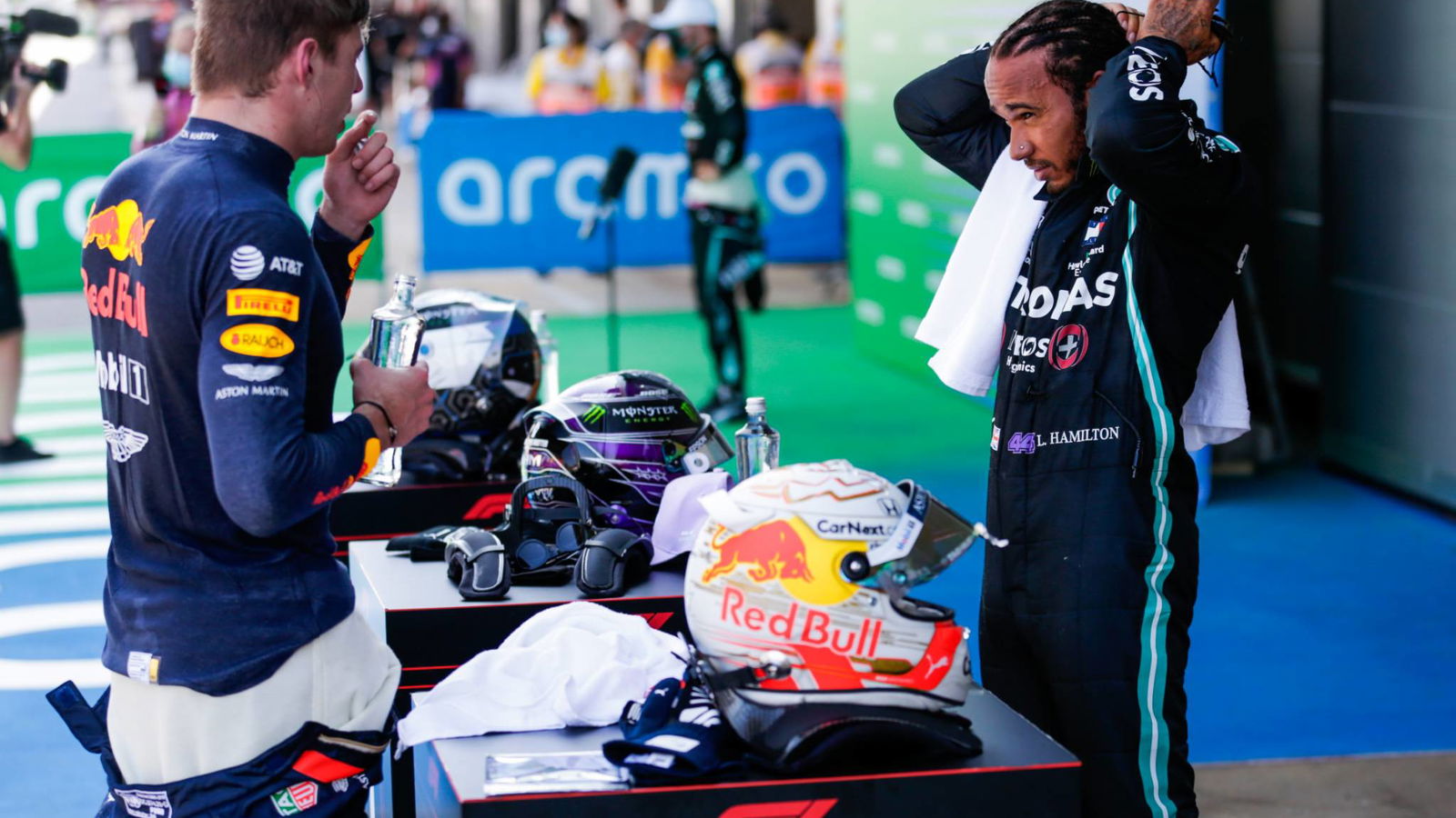 Hamilton braced for “tough” F1 battle with Verstappen